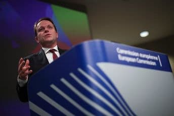 Skandal na sastanku sa evropskim komesarom: Dačić bio neprijatan, Varhelji napustio sastanak Skandal na sastanku sa evropskim komesarom: Dačić bio neprijatan, Varhelji napustio sastanak