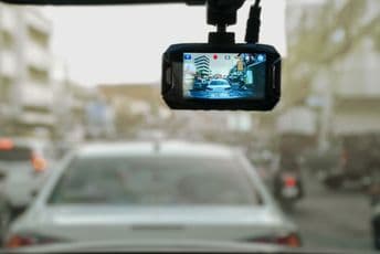 Upotreba dash kamera u automobilima nije zabranjena, ali je ograničena Ilustracija: dieselhounds.com