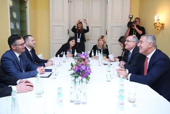 Đukanović – Šarec: CG spremna za rješavanje svih pitanja Đukanović – Šarec: CG spremna za rješavanje svih pitanja