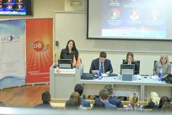 Crna Gora bi trebalo da se više posveti „uvozu“ vrijednosti iz EU, a manje uvozu roba i usluga Crna Gora bi trebalo da se više posveti „uvozu“ vrijednosti iz EU, a manje uvozu roba i usluga