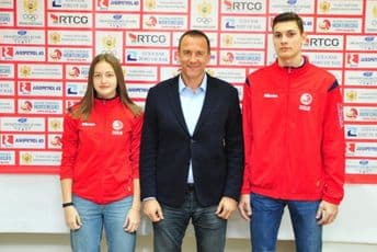 OSCG potpisao ugovore sa stipendistima Foto: OSCG