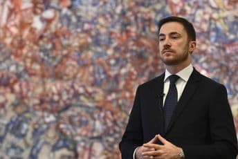 Bogdanović: Pola miliona eura za podršku sektoru kulture kao hitna mjera u aktuelnim okolnostima Bogdanović: Pola miliona eura za podršku sektoru kulture kao hitna mjera u aktuelnim okolnostima