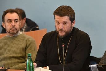 Perović na skupu Matice srpske: U nedjelju ću predvoditi litiju u Sremskoj Kamenici Perović na skupu Matice srpske: U nedjelju ću predvoditi litiju u Sremskoj Kamenici