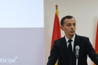 Bošković: SPC bi CG da vrati vjekovima unazad Bošković: SPC bi CG da vrati vjekovima unazad