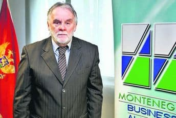 U pamet se građani, ne nasijedajte na huškanje velikosrpskih jurišnika U pamet se građani, ne nasijedajte na huškanje velikosrpskih jurišnika