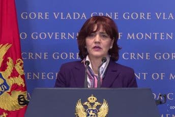 Baković: Nova lična karta sadržaće čip, moći će da se koristi u elektronskoj trgovini Baković: Nova lična karta sadržaće čip, moći će da se koristi u elektronskoj trgovini