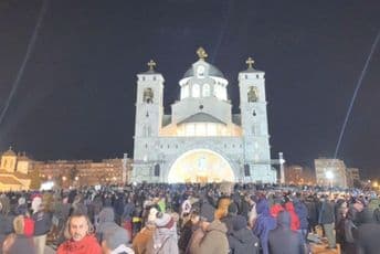 Održana litija u Podgorici Održana litija u Podgorici