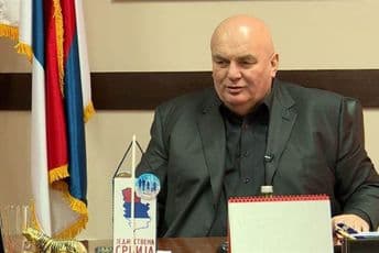 Dragan Marković Palma – od Arkanovih Tigrova do navoda o podvođenju Dragan Marković Palma – od Arkanovih Tigrova do navoda o podvođenju