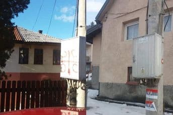 Krstovi sa četiri S i dalje pred kućama Muslimana i Bošnjaka Pljevlja