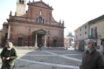 Italija će potpuno blokirati gradove s koronavirusom Italija će potpuno blokirati gradove s koronavirusom