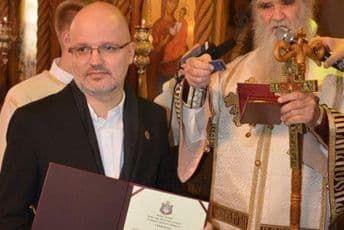 Amfilohije odlikovao Beogradski sindikat Amfilohije odlikovao Beogradski sindikat