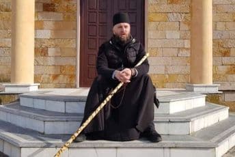 Bolje da se nisu rodili jer će gledati sjeme kako im se zatire... Bolje da se nisu rodili jer će gledati sjeme kako im se zatire...