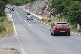 AMSCG: Zbog rekonstrukcije puta Lepenac-Ribarevine, moguća je povremena obustava saobraćaja ne duža od 30 minuta