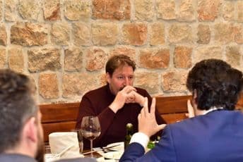 Abazović: Dok se na ulicama dešavaju ubistva, policija se bavi komentarima na društvenim mrežama Abazović: Dok se na ulicama dešavaju ubistva, policija se bavi komentarima na društvenim mrežama