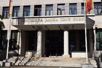 CBCG nije dobila zahtjev za spajanje NLB i Komercijalne banke CBCG nije dobila zahtjev za spajanje NLB i Komercijalne banke