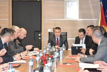 Veljović: Policija će nastaviti pojačane aktivnosti prema kriminalnim grupama Veljović: Policija će nastaviti pojačane aktivnosti prema kriminalnim grupama