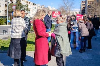 SDP nastavlja sa prikupljanjem potpisa SDP nastavlja sa prikupljanjem potpisa