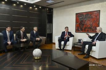 Marković sa predstavnicima Končara: Prilike za ulaganja u infrastrukturu i znanje Marković sa predstavnicima Končara: Prilike za ulaganja u infrastrukturu i znanje