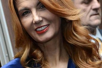 Vesna Dedić iznenadila priznanjem: On mi je bio najdosadniji gost , tu emisiju nikada nisam emitovala! Vesna Dedić iznenadila priznanjem: On mi je bio najdosadniji gost , tu emisiju nikada nisam emitovala!