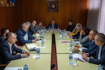 Nema mjesta panici, svi državni organi rade punim kapacitetom Nema mjesta panici, svi državni organi rade punim kapacitetom