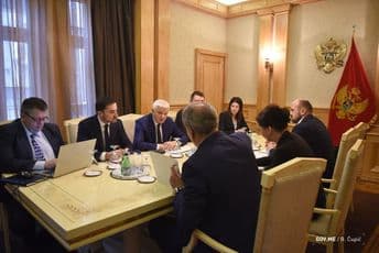 Cilj Vlade je da pomogne održivost CG medija bez obzira na uređivačku politiku Cilj Vlade je da pomogne održivost CG medija bez obzira na uređivačku politiku