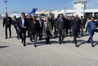 Evropska unija na grčko-tursku granicu šalje vojsku, avione i brodove Evropska unija na grčko-tursku granicu šalje vojsku, avione i brodove