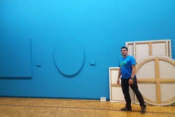 Zagrljaji i vremena Zagrljaji i vremena