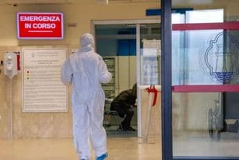 Češka vlada traži da se Italijanima zabrani putovanje po Evropi Češka vlada traži da se Italijanima zabrani putovanje po Evropi