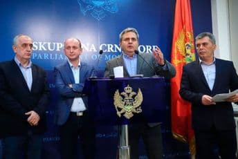 Koalicija Za budućnost Crne Gore: Krivokapić iznevjerio naše strpljenje i izgubio podršku Koalicija Za budućnost Crne Gore: Krivokapić iznevjerio naše strpljenje i izgubio podršku