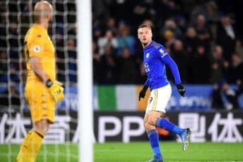 "Poker" Lestera, šou Vardija i Barnsa "Poker" Lestera, šou Vardija i Barnsa