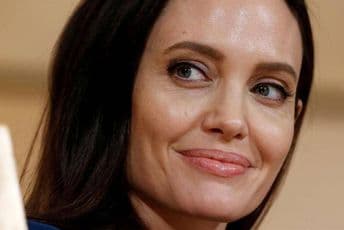 Anđelina Džoli se udaje za milijardera Anđelina Džoli se udaje za milijardera