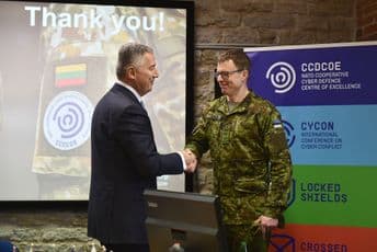 Đukanović posjetio NATO Centar izvrsnosti za kooperativnu sajber odbranu Đukanović posjetio NATO Centar izvrsnosti za kooperativnu sajber odbranu