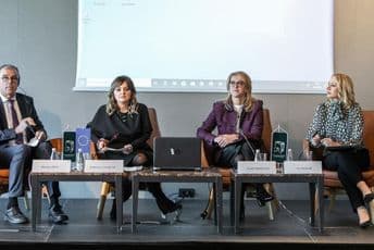 Smanjenje korupcije na lokalnom nivou preduslov za kvalitetniji život Smanjenje korupcije na lokalnom nivou preduslov za kvalitetniji život