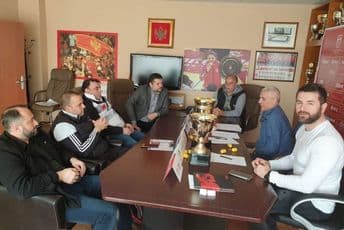 Komovi sa Partizanom, sreća uz Lovćen Komovi sa Partizanom, sreća uz Lovćen