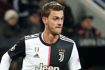 Fudbaler Juventusa pozitivan na virus korona Fudbaler Juventusa pozitivan na virus korona