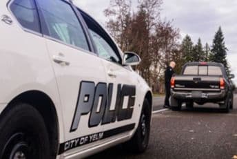 Zaustavili ga zbog istekle registracije, njegovo opravdanje je urnebesno Zaustavili ga zbog istekle registracije, njegovo opravdanje je urnebesno