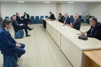 Privremeno ukinute naknade za podizanje novca na bankomatima Privremeno ukinute naknade za podizanje novca na bankomatima