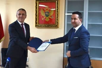 Centralna banka donirala KCCG 25.000 eura za nabavku respiratora Centralna banka donirala KCCG 25.000 eura za nabavku respiratora