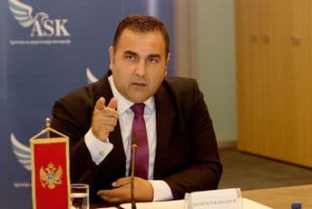 Radulović: Novac EU koji je namijenjen Crnoj Gori već aktivan Radulović: Novac EU koji je namijenjen Crnoj Gori već aktivan