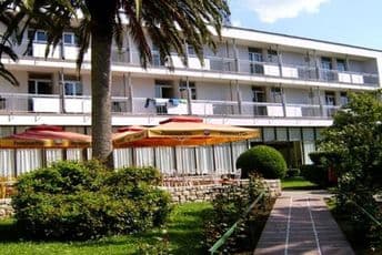 MUP Srbije ustupa hotel u Bečićima za karantin MUP Srbije ustupa hotel u Bečićima za karantin