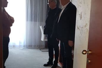 Aprcović i Ilić obišli hotel "Porto In", epidemiološka situacija za sada povoljna Aprcović i Ilić obišli hotel "Porto In", epidemiološka situacija za sada povoljna