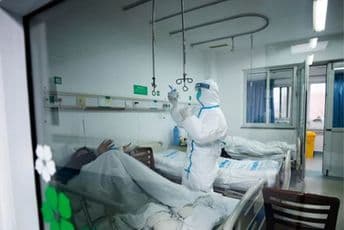 Britanija zove penzionisane zdravstvene radnike da pomognu Britanija zove penzionisane zdravstvene radnike da pomognu