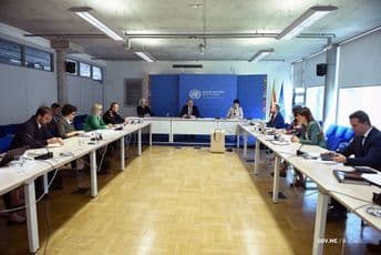 UN podržava sistemski odgovor Crne Gore protiv širenja korona virusa UN podržava sistemski odgovor Crne Gore protiv širenja korona virusa