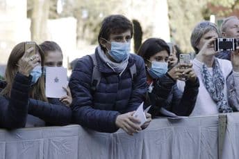 „Republika“: Evropske države zapljenjuju maske namijenjene Italiji i dijele ih svojim bolnicama „Republika“: Evropske države zapljenjuju maske namijenjene Italiji i dijele ih svojim bolnicama