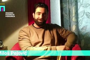 Glumci Dejan Đonović i Miloš Pejović vas pozivaju da ostanete doma Glumci Dejan Đonović i Miloš Pejović vas pozivaju da ostanete doma