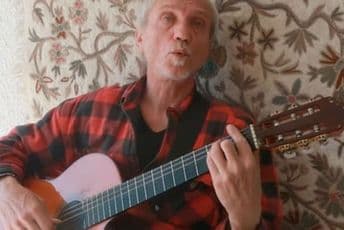 Rundek obradio svoj veliki hit i poslao bitnu poruku svima Rundek obradio svoj veliki hit i poslao bitnu poruku svima