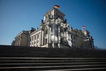 Njemačka pomaže privredu sa 1.100 milijardi eura Njemačka pomaže privredu sa 1.100 milijardi eura