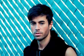 Član porodice Enrikea Iglesijasa preminuo od korona virusa Član porodice Enrikea Iglesijasa preminuo od korona virusa