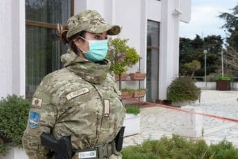 Širom Crne Gore raspoređeno 200 vojnika Širom Crne Gore raspoređeno 200 vojnika