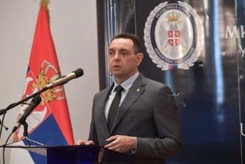 Vulin: Zaraženo devet vojnika, svi su dobro Vulin: Zaraženo devet vojnika, svi su dobro